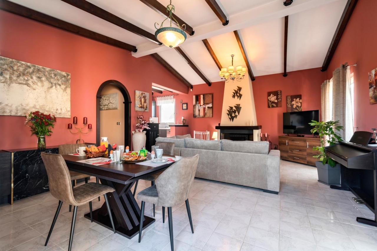 Villa Eleni Soroni 외부 사진